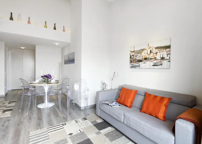 Eixample Building Apartments By Mercedes Heritage